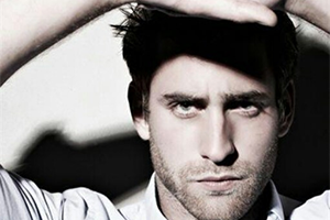 OliverJacksonCohen-300